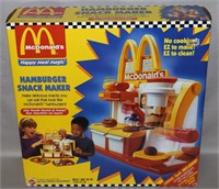 Mattel McDonalds Happy Meal Magic Hamburger Snack
