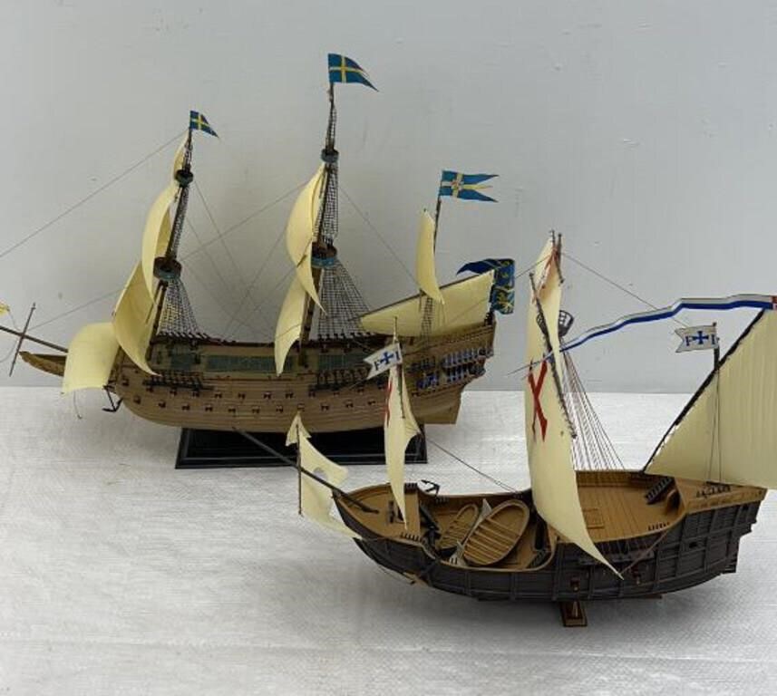 Model ships qty 2 
Size  18x 16 in 
Size