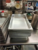 FULL SIZE PERFORATED PANS 2" DEEP