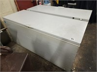 FRIGIDAIRE 6' SELF CONTAINED CHEST FREEZER