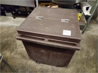 CAMBRO INSULATED ROLLING ICE BINS