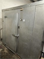 8 X 14 WALK IN COOLER WITH BLOWER & COMPRESSOR