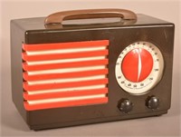 Emerson Art Deco Bakelite Case Radio.