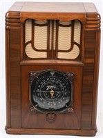 ZENITH CATHEDRAL TUBE STYLE RADIO