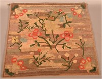 Antique Floral Pattern Hooked Rug.