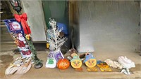 Lot of holiday decorations - Halloween pumpkins,