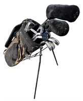 Knight golf club bag and a set of Stratos II clubs