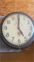 Vintage General Electric wall clock