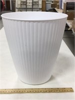White trash can 10.5in tall