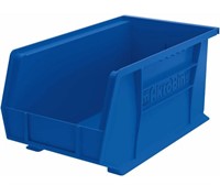 6 Akro-Mils Plastic Hanging/Stackable bins