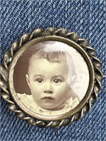 Vintage Photo Pin.