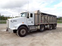 2010 Kenworth T800 Tri/A Dump Truck 1NKDX4TX9AJ943