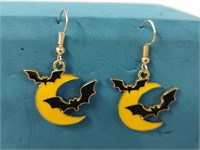 Halloween Bat & Moon Earrings 1.6" NIP Goldtone