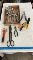 Various hand tools.