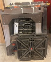 Q - LOT OF PORTABLE WORK BENCHES (W2)
