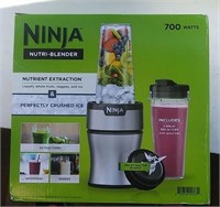 NWT NINJA NUTRI-BLENDER LIQUEFY WHOLE FRUITS AND V