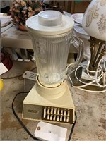 Waring glass bowl mixer Works