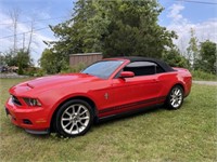 2011 FORD MUSTANG Convertible