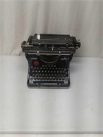 1920s Underwood Typewriter