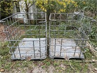 2 tote cages