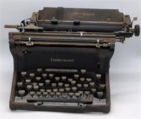 (JK) Underwood Typewriter