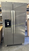 Whirlpool 24.6cu ft  Refrigerator $1699 Retail
