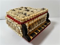 SEA SHELL BABY GRAND PIANO DÉCOR - WITH RED FELT