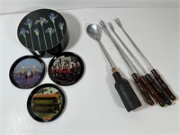 LOT - ASSORTED COSTERS, BOX, HORS D'OEUVRES