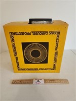 Kodak 650H Carousel Slide Projector With Original