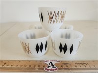 Mid-century White Milk Glass Dessert Cups, set -5