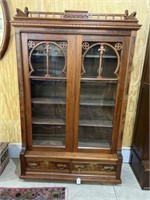 Beautiful Walnut Victorian Bookcase, 2 Doors, 5