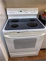 GE Spectra electric stove