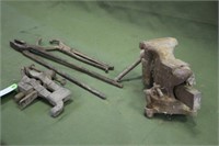 (2) Vise & (2) Blacksmith Tools