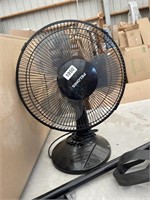 PELONIS TABLE FAN CONDITION UNKNOWN