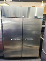 NORLAKE SELF CONTAINED SS 2 DOOR FREEZER