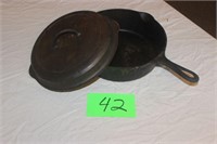 Small block Griswold skillet w/ matching lid