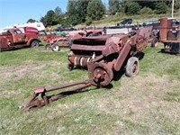 New Holland 66 Baler