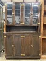 Large Vintage Wooden Entertainment Center/Cabinet