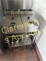 Double Buffalo Deep Fat Fryer And S S Table