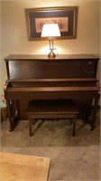 Hamilton Piano w/Bench & Lamp