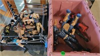 BIG LOT OF WRRESTLERS AND ACTION FIGURES
