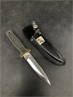 United Cutlery boot knife, UC0026 with brass guard