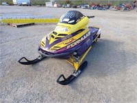 2000 Ski-Doo Formula Snowmobile 139900471