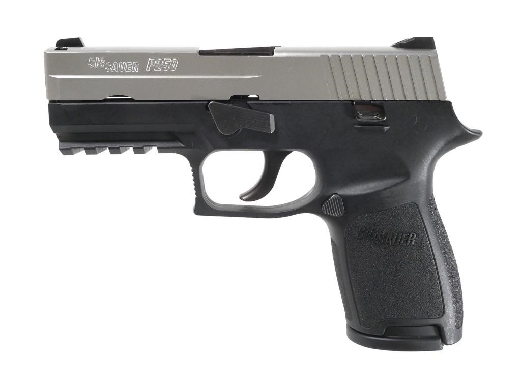 SIG SAUER P250 Pistol 9mm