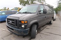 08 Ford E350  Van GY 8 cyl VIN: