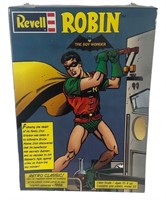 Revell Robin 1/8 Scale New Plastic Model Kit