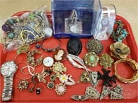 VINTAGE RINGS. BROOCHES. SHOE CLIPS. WATCHES &