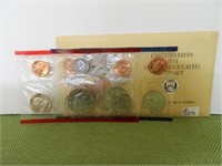 1990 P/D US Mint UNC Coin Set