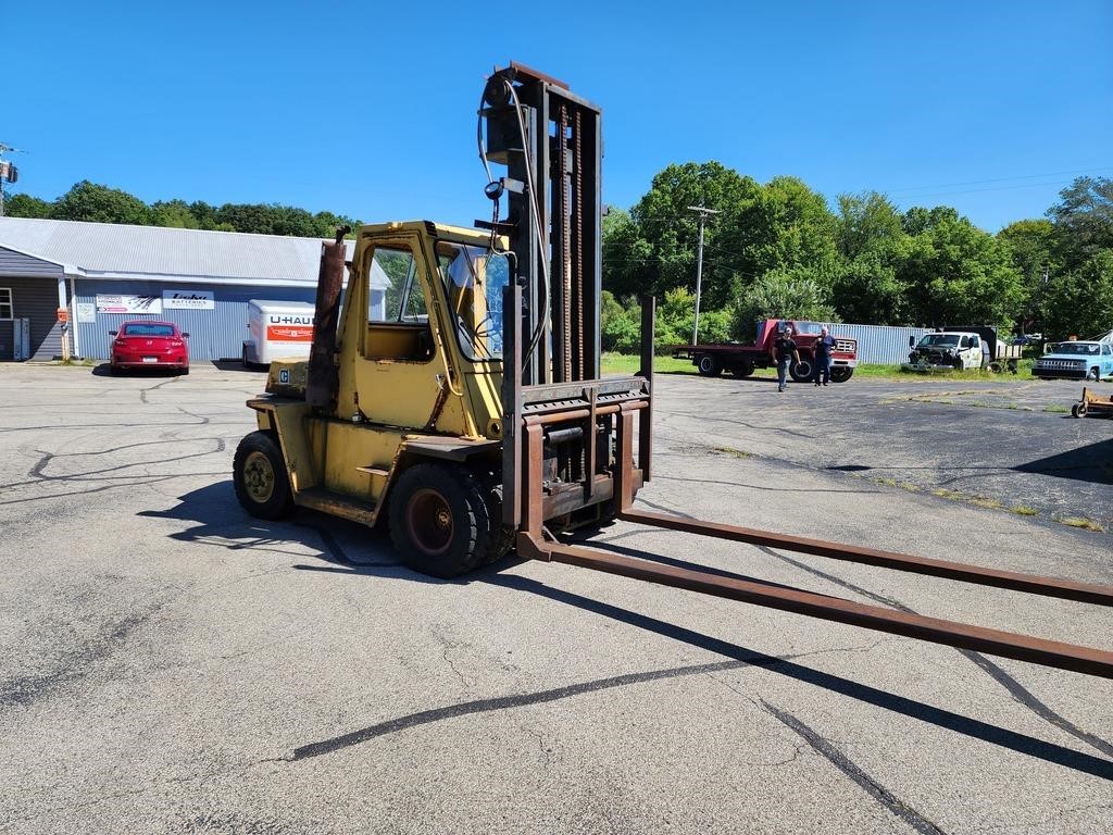 Caterpillar V150 Heavy Duty Forklift