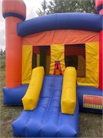 Large Commercial Bouncy Castle with Slide